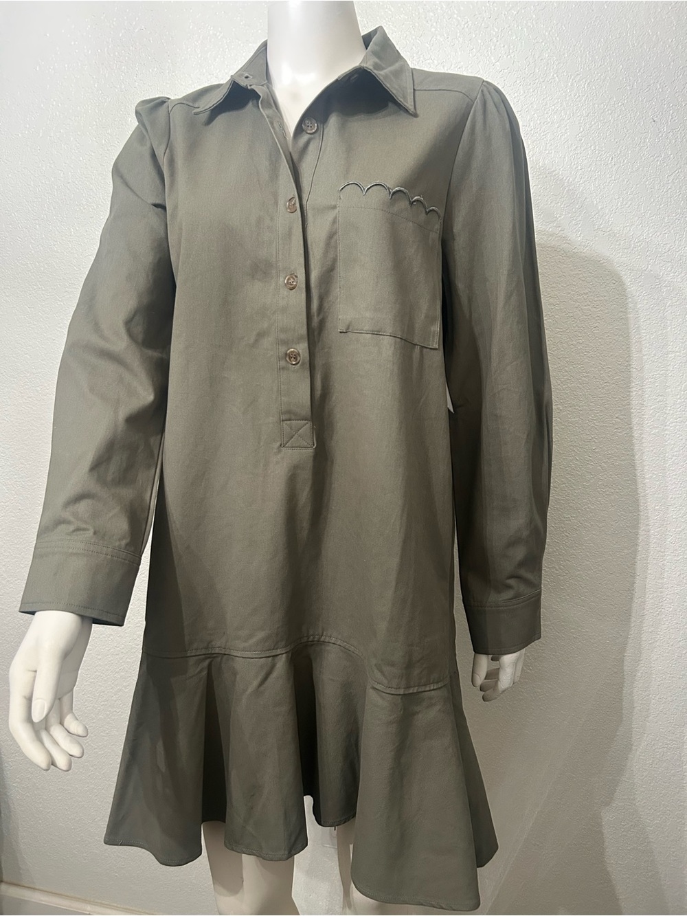Ellen Tracy Olive Green Long Sleeve Shirt Dress with side pockets